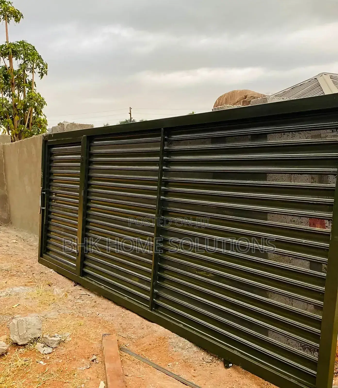 Modern Louver Sliding Gate Metal Fabrication Services