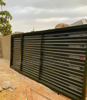Modern Louver Sliding Gate Metal Fabrication Services