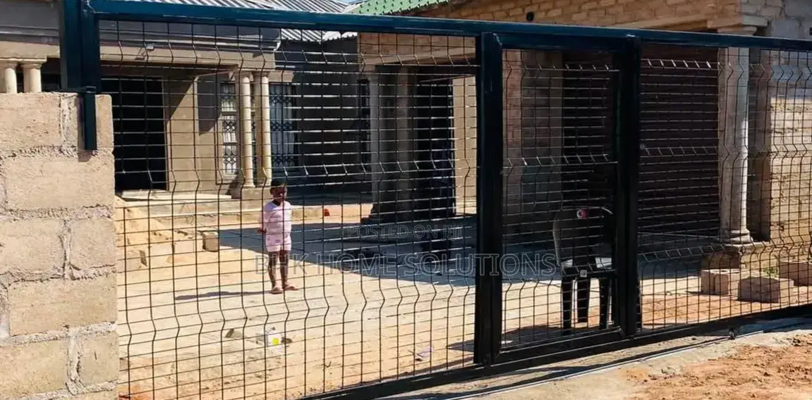 Modern Louver Sliding Gate Metal Fabrication Services