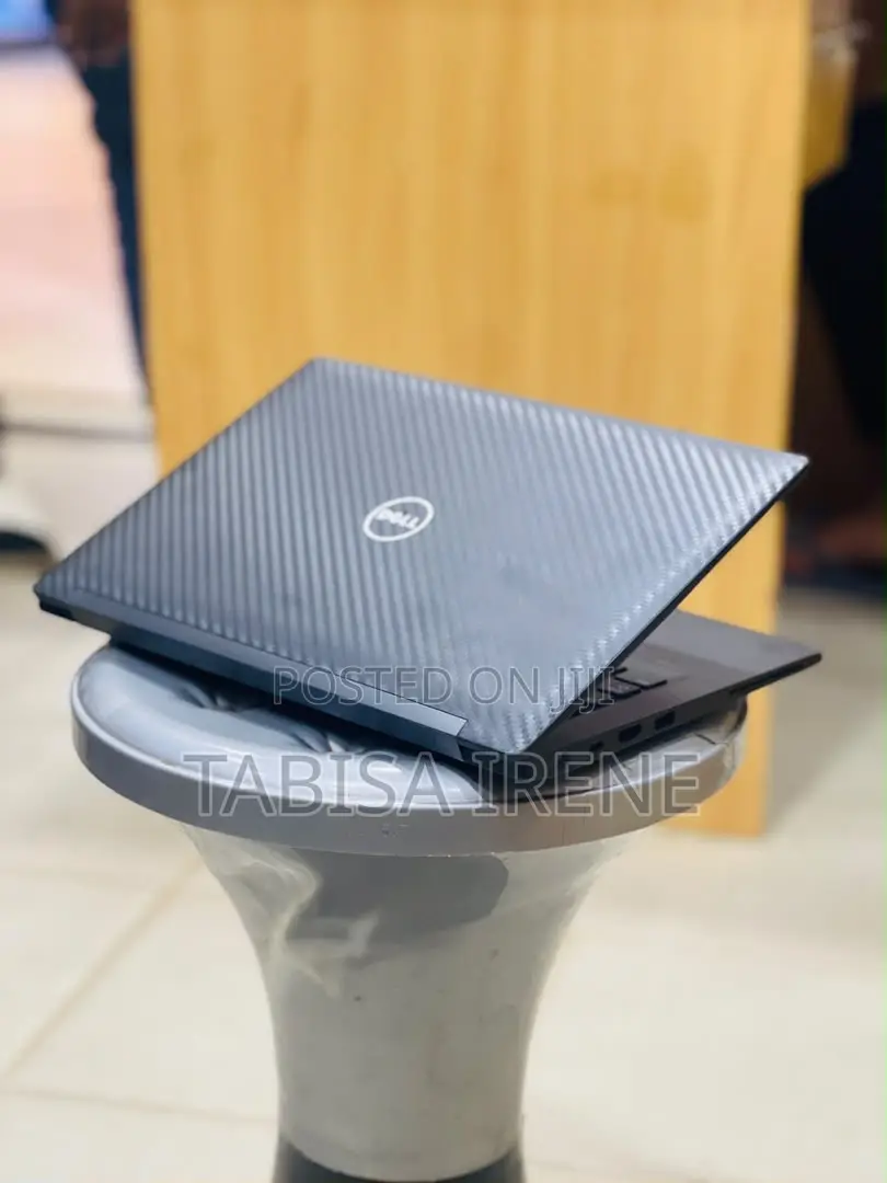 New Laptop Dell Latitude 7280 8GB Intel Core i7 SSD 256GB