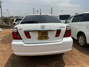 Toyota Premio 2004 White