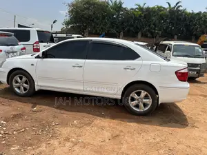 Toyota Premio 2004 White