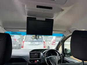 Toyota Noah 2015 Black