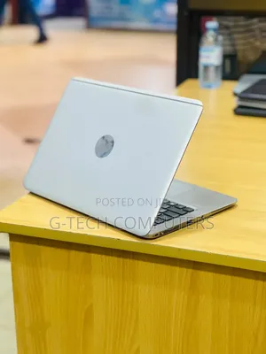 New Laptop HP EliteBook Folio 1040 G3 8GB Intel Core i5 SSD 256GB