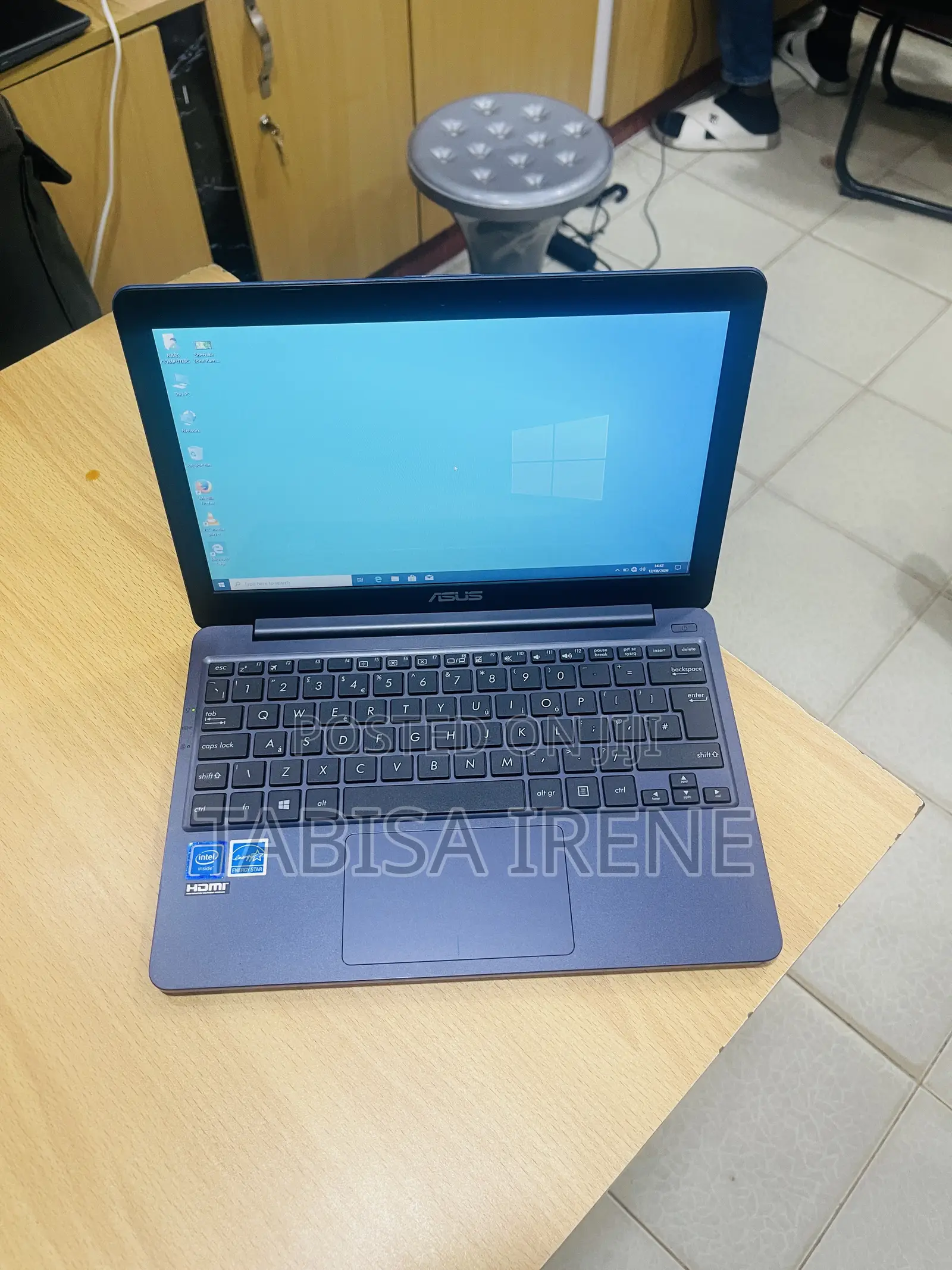 New Laptop Asus E203NA 2GB Intel Celeron SSD 32GB
