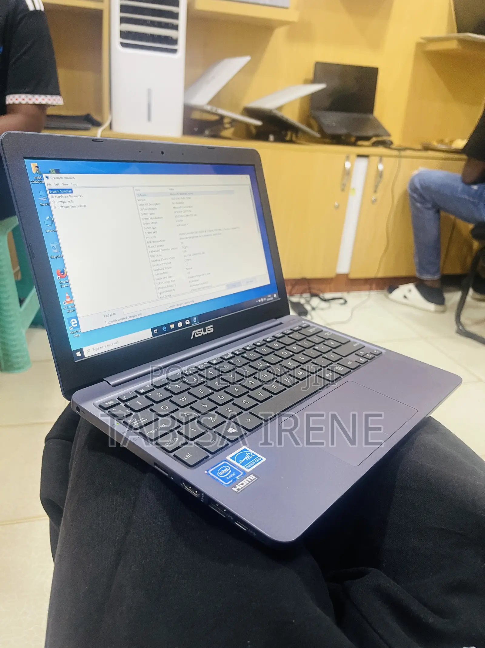 New Laptop Asus E203NA 2GB Intel Celeron SSD 32GB