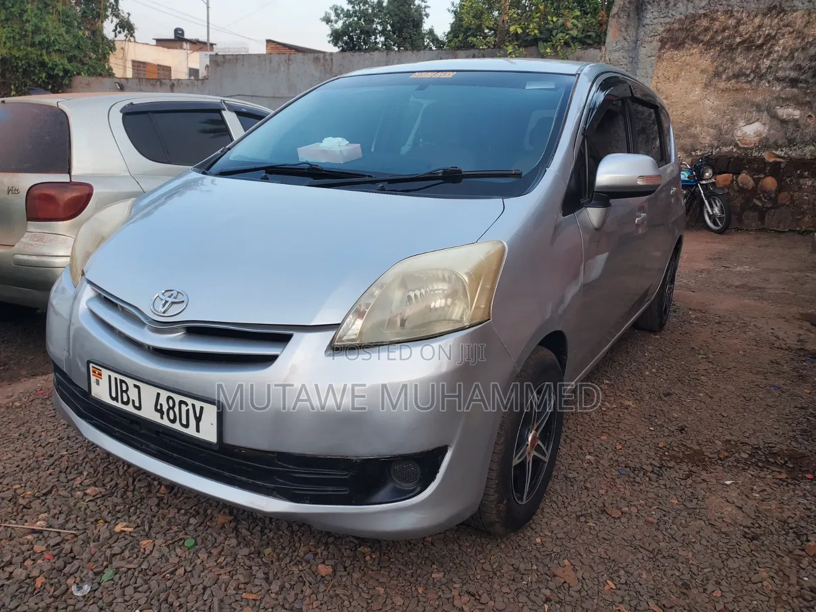 Toyota Sienta 2008 Silver
