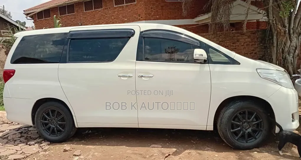 Toyota Alphard 2011 White