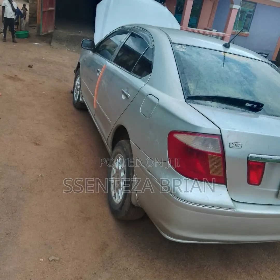 Toyota Premio 1.8 FWD 2003 Silver