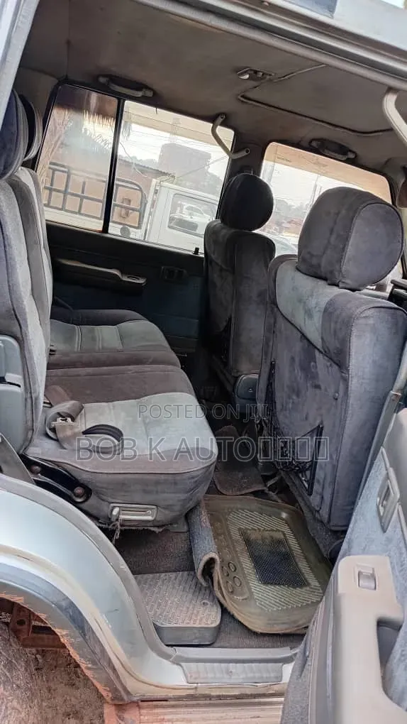 Toyota Land Cruiser 90 1997 Silver