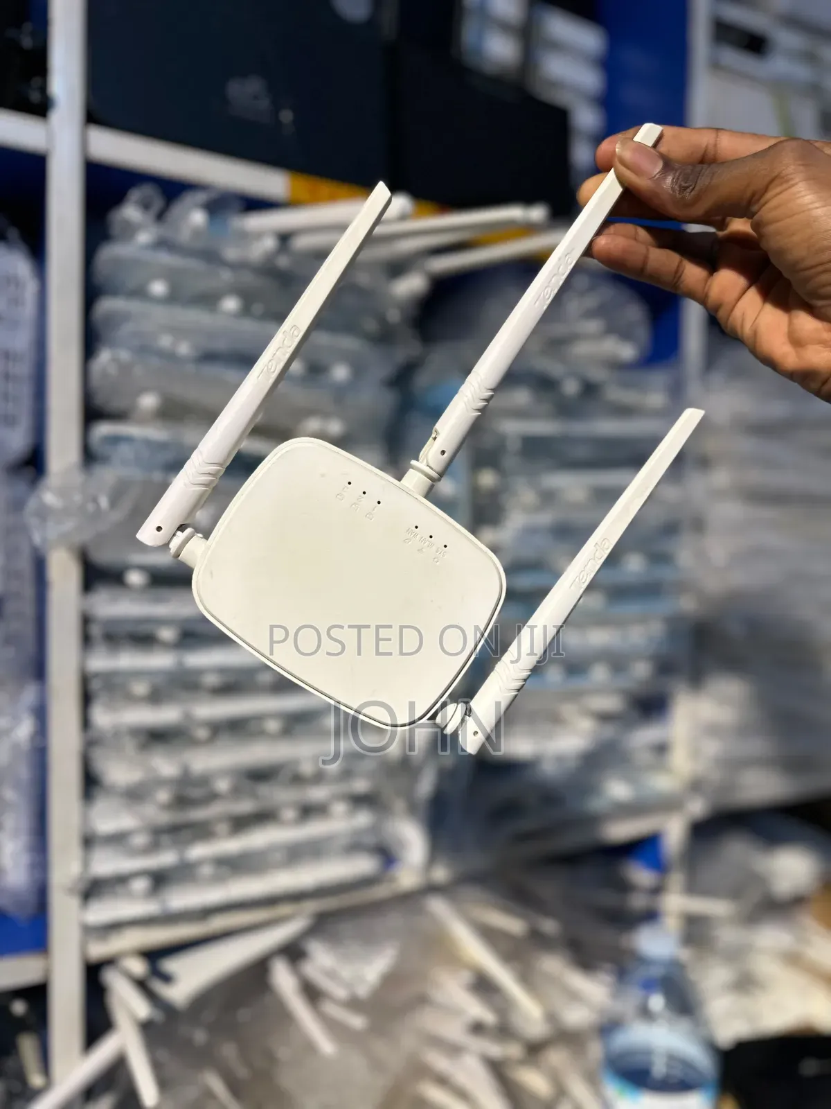 TendaN318 Router