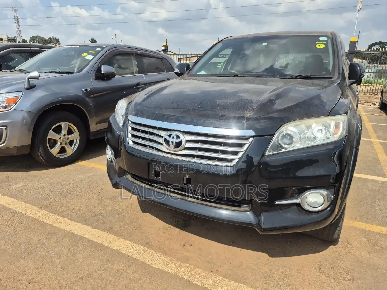Toyota Vanguard 2013 Black