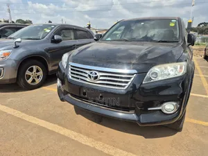 Toyota Vanguard 2013 Black