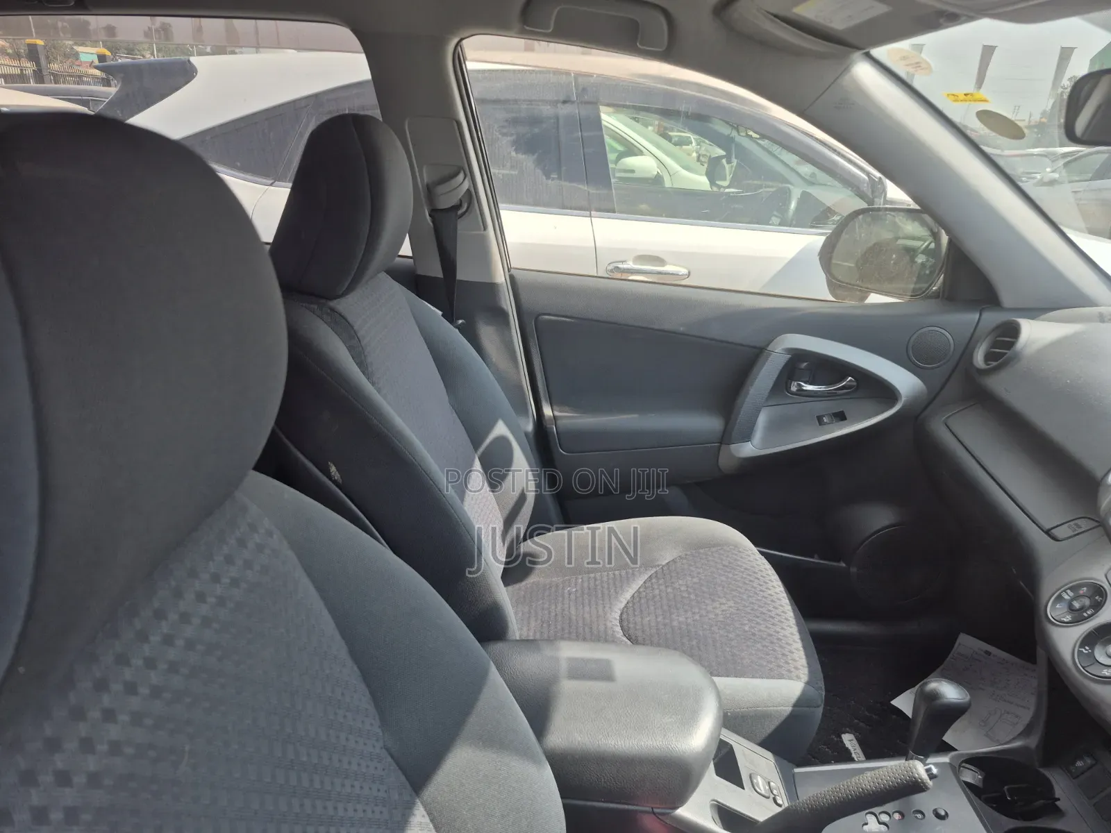 Toyota Vanguard 2013 Black