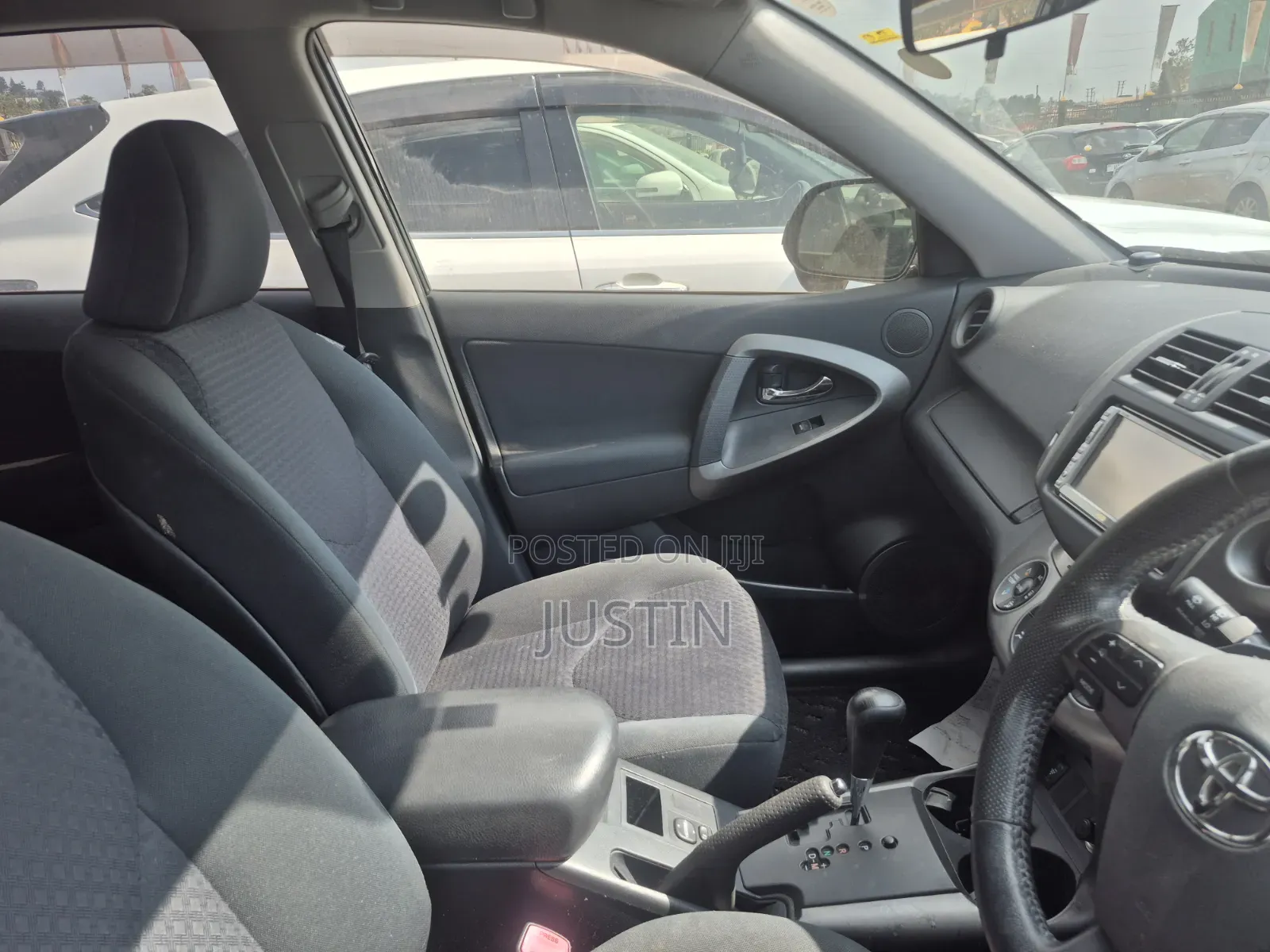 Toyota Vanguard 2013 Black