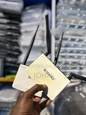 Tenda N300 Router