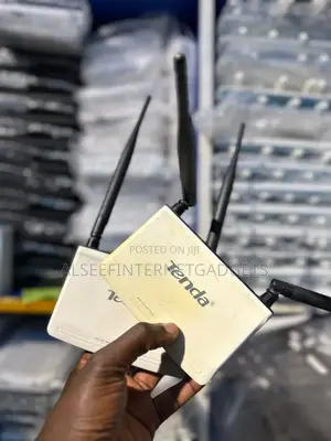 Tenda N300 Router
