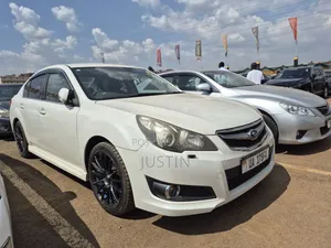 Subaru Legacy 2012 White