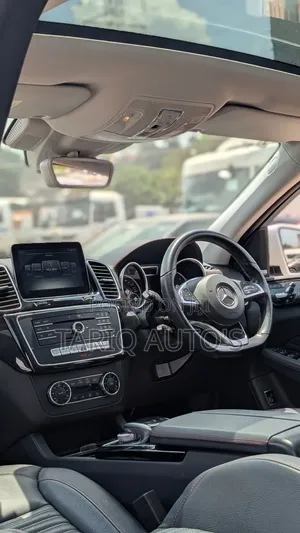 Mercedes-Benz GLE-Class 2017 White