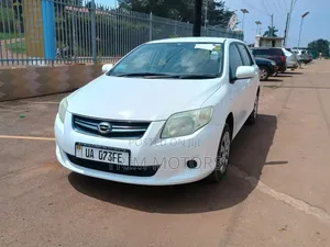 Toyota Corolla Fielder 2009 White