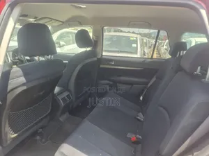 Subaru Outback 2011 Red