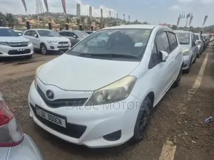 Toyota Vitz 2011 White