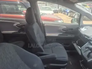 Toyota Wish 2012 Black