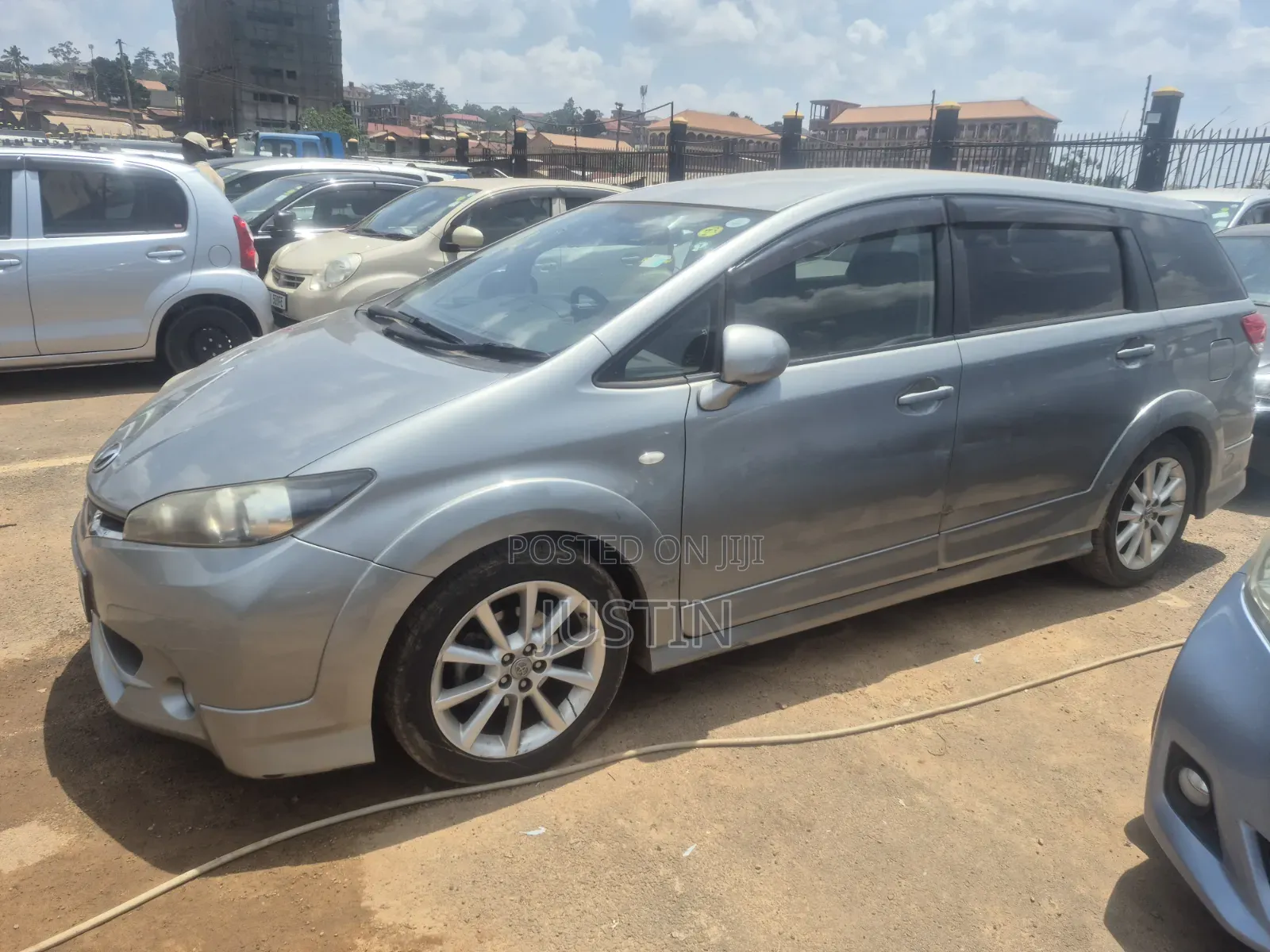 Toyota Wish 2011 Silver