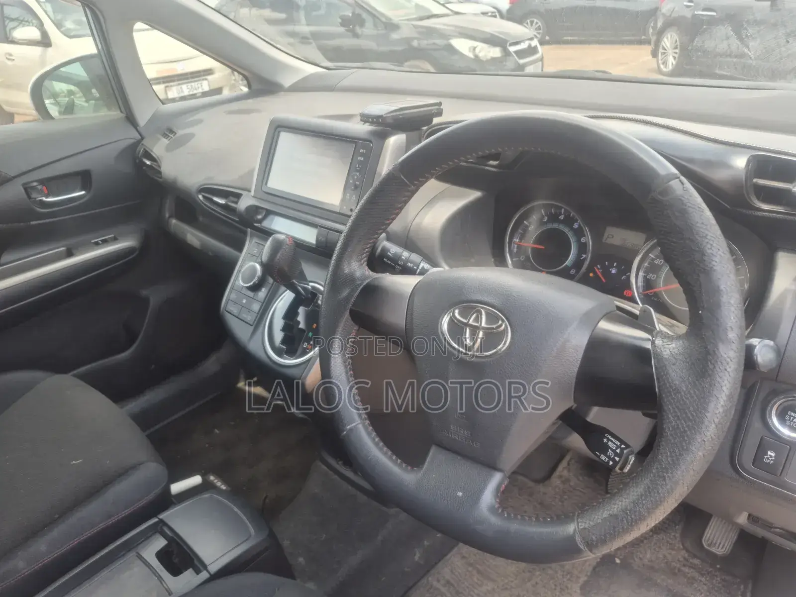 Toyota Wish 2011 Silver