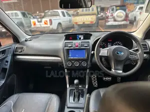 Subaru Forester 2011 Silver