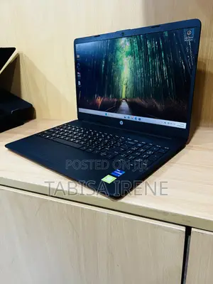 New HP Pavilion Gaming Laptop 15-dk2xxx 8GB Intel Core i7 SSD 256GB