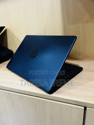 New HP Pavilion Gaming Laptop 15-dk2xxx 8GB Intel Core i7 SSD 256GB