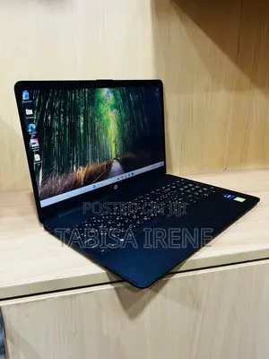 New HP Pavilion Gaming Laptop 15-dk2xxx 8GB Intel Core i7 SSD 256GB