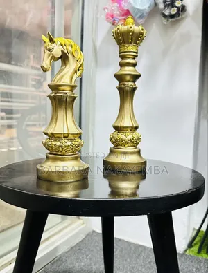 2 Piece Ceramic Chess Decor Figurines