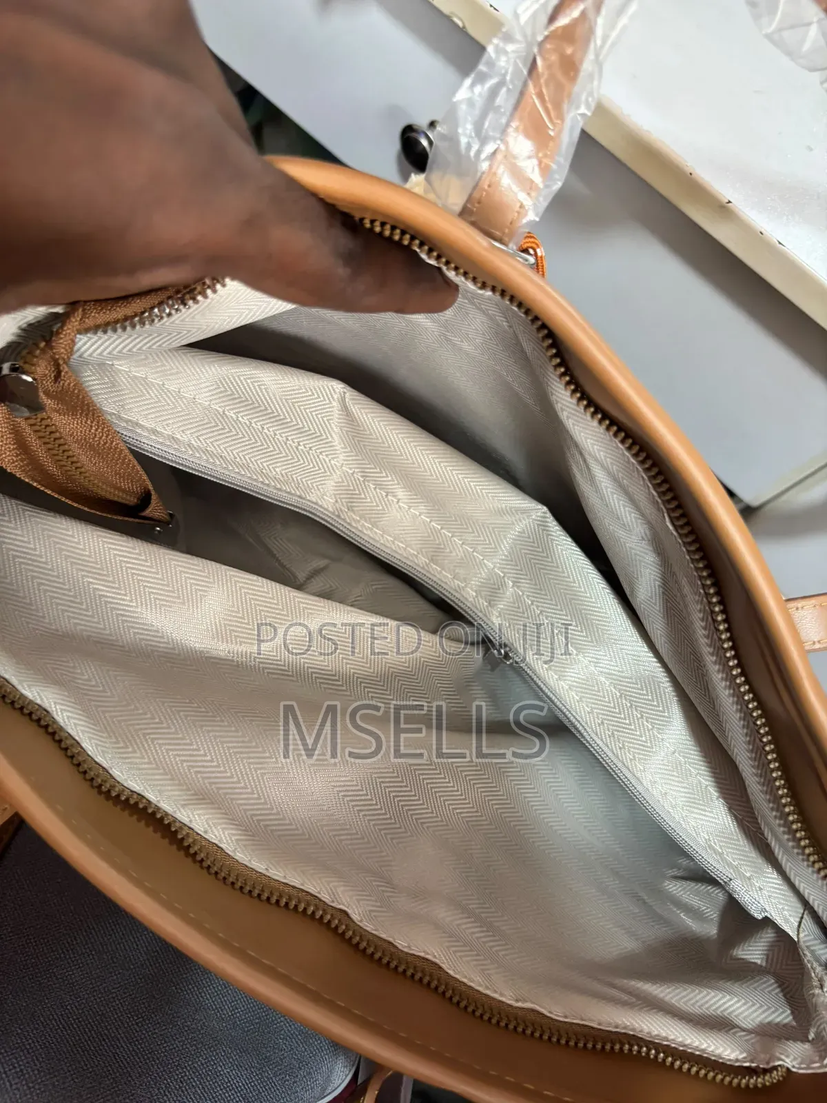 Shopper Tote Bag (Butter Brown)