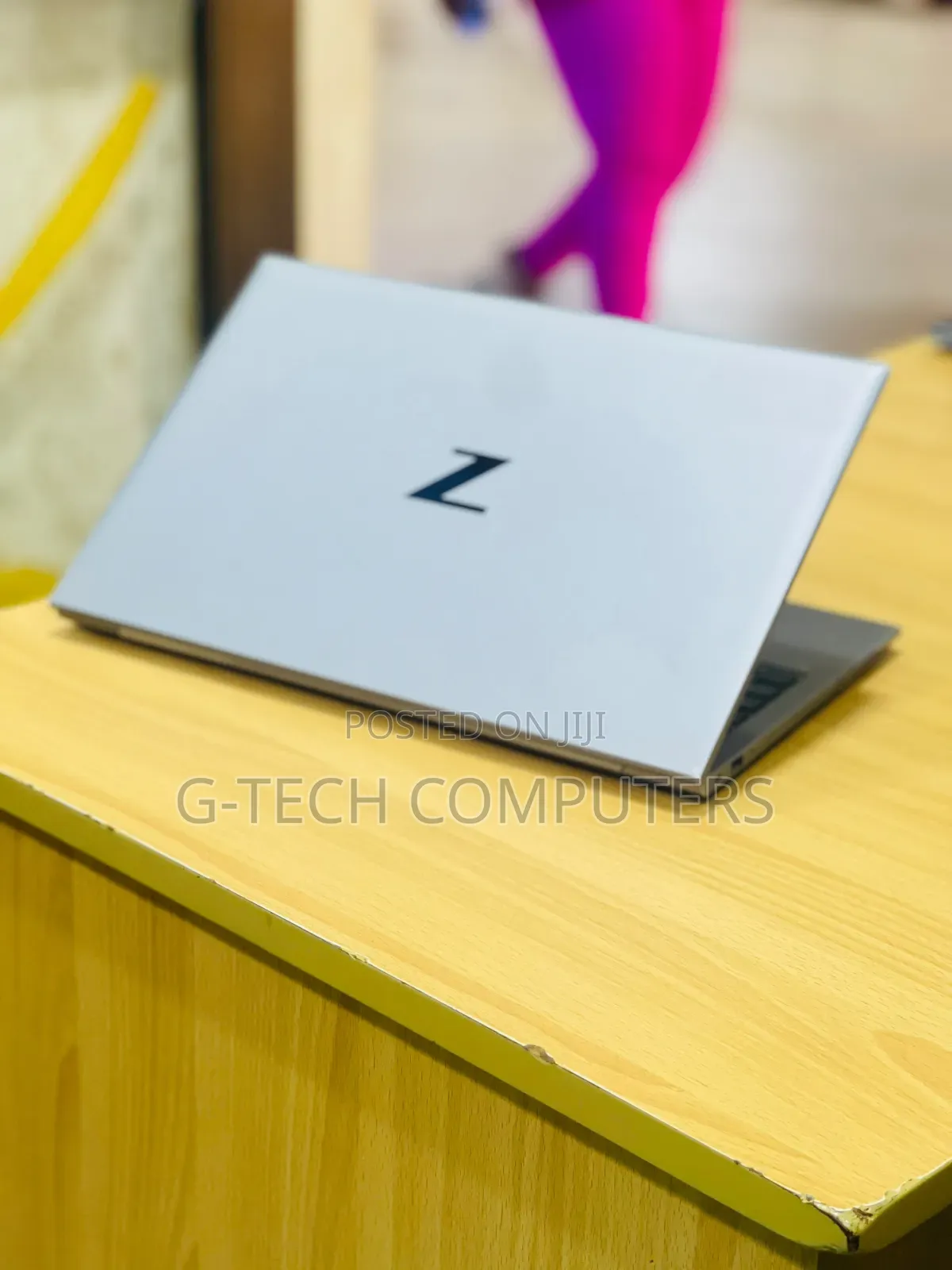 New Laptop HP ZBook Firefly G8 16GB Intel Core i7 SSD 512GB