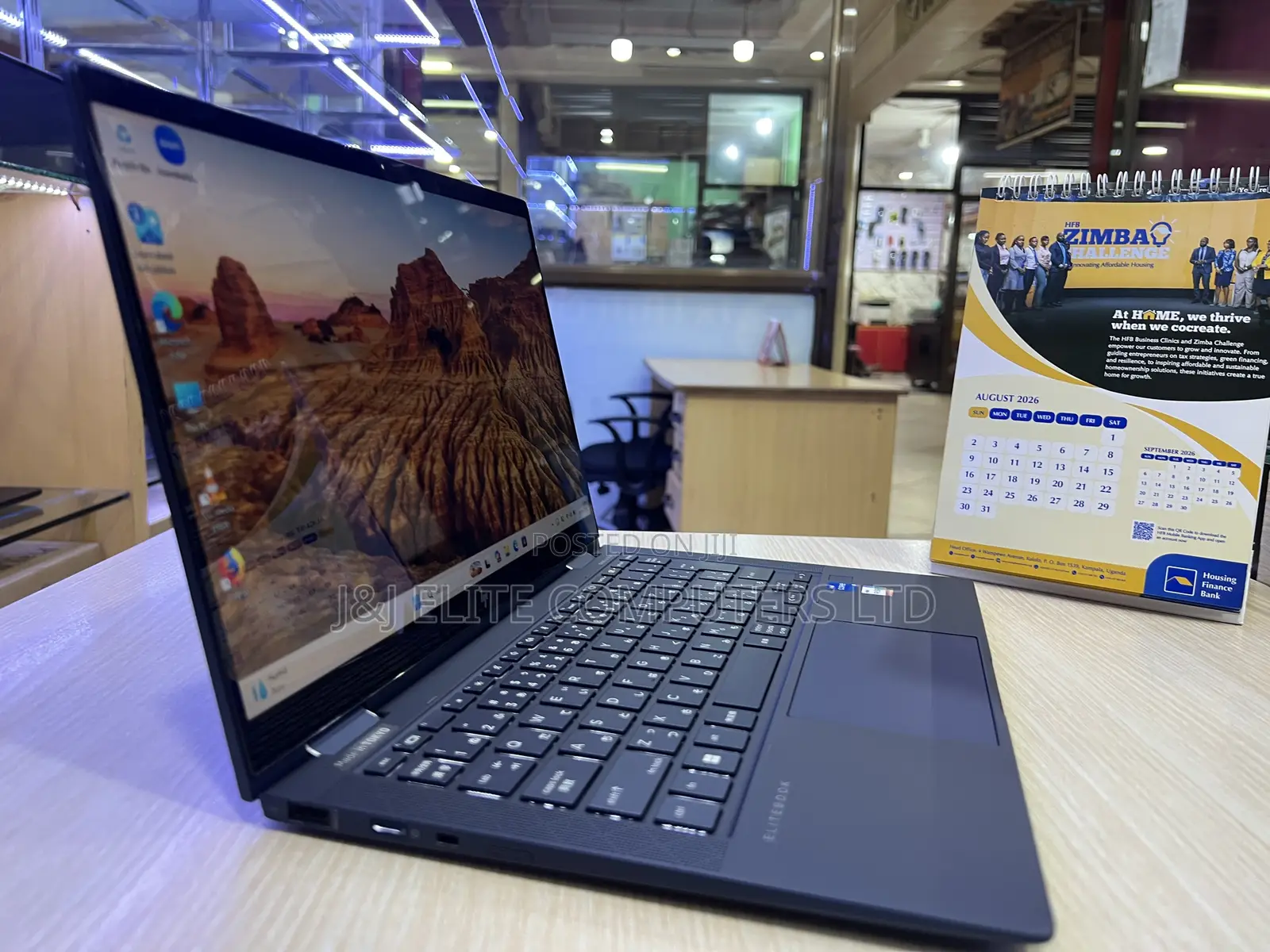 New Laptop HP Dragonfly G2 8GB Intel Core i5 SSD 512GB