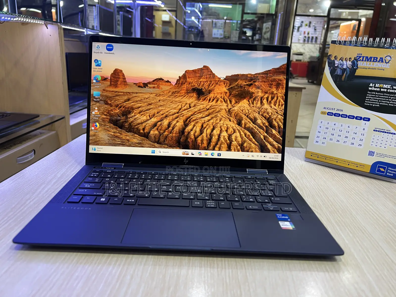 New Laptop HP Dragonfly G2 8GB Intel Core i5 SSD 512GB