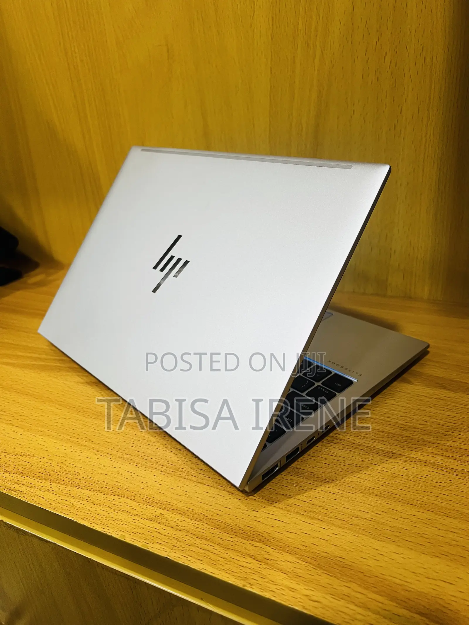 New Laptop HP EliteBook 830 G9 16GB Intel Core i7 SSD 256GB
