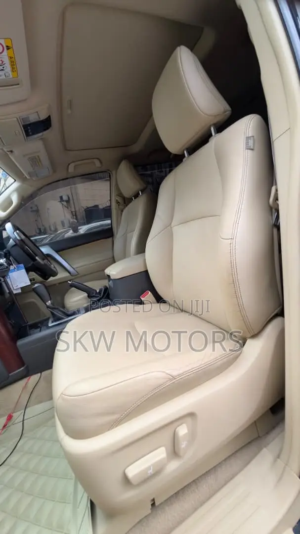 Toyota Land Cruiser Prado 2015 Black