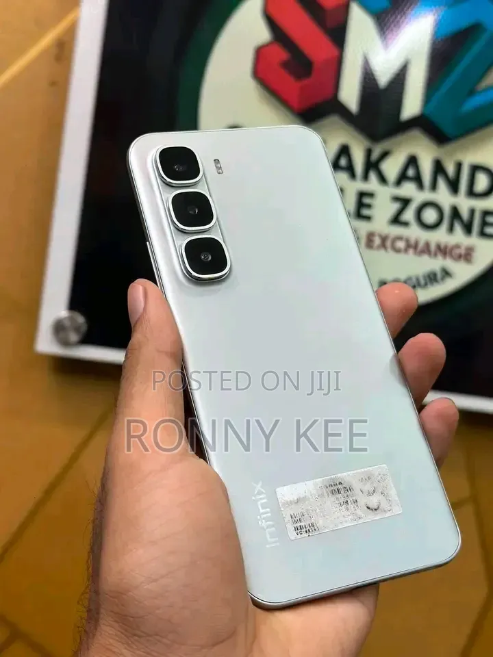 New Infinix Hot 60 Pro+ 256 GB Gold