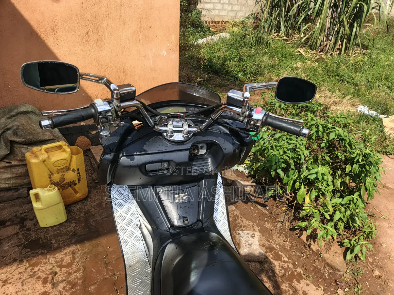 Yamaha 2013 Black