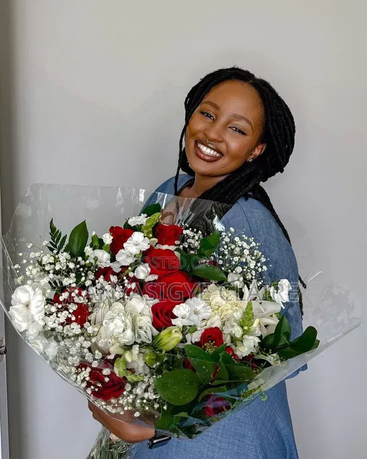 Graduation Fresh Flower Bouquet