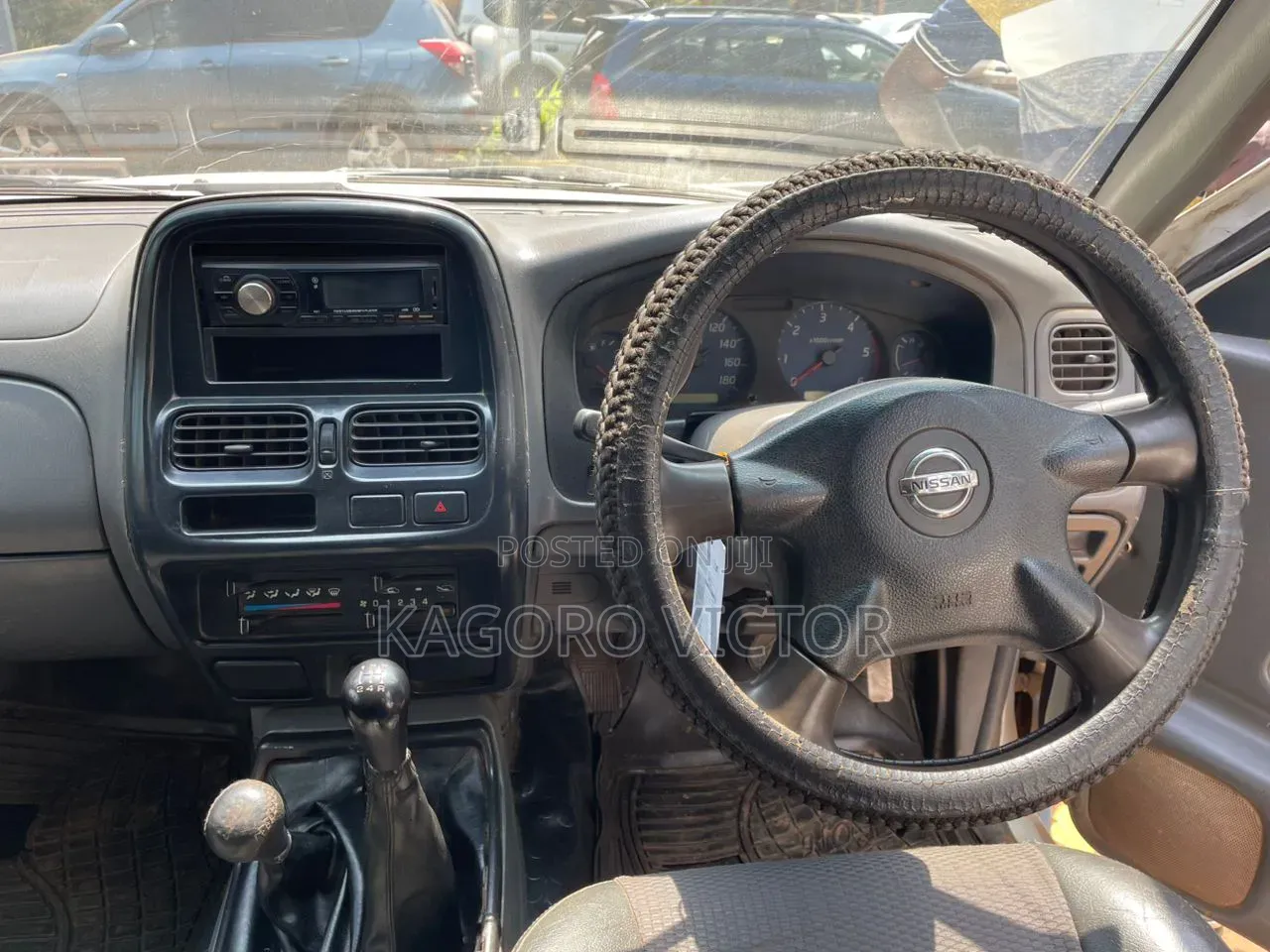 Nissan Hardbody 2002 White