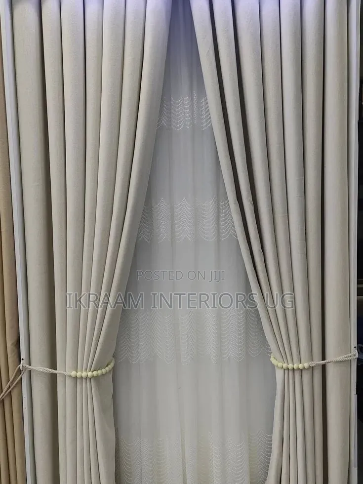 The Curtain Has Perceived Size and Light Equality