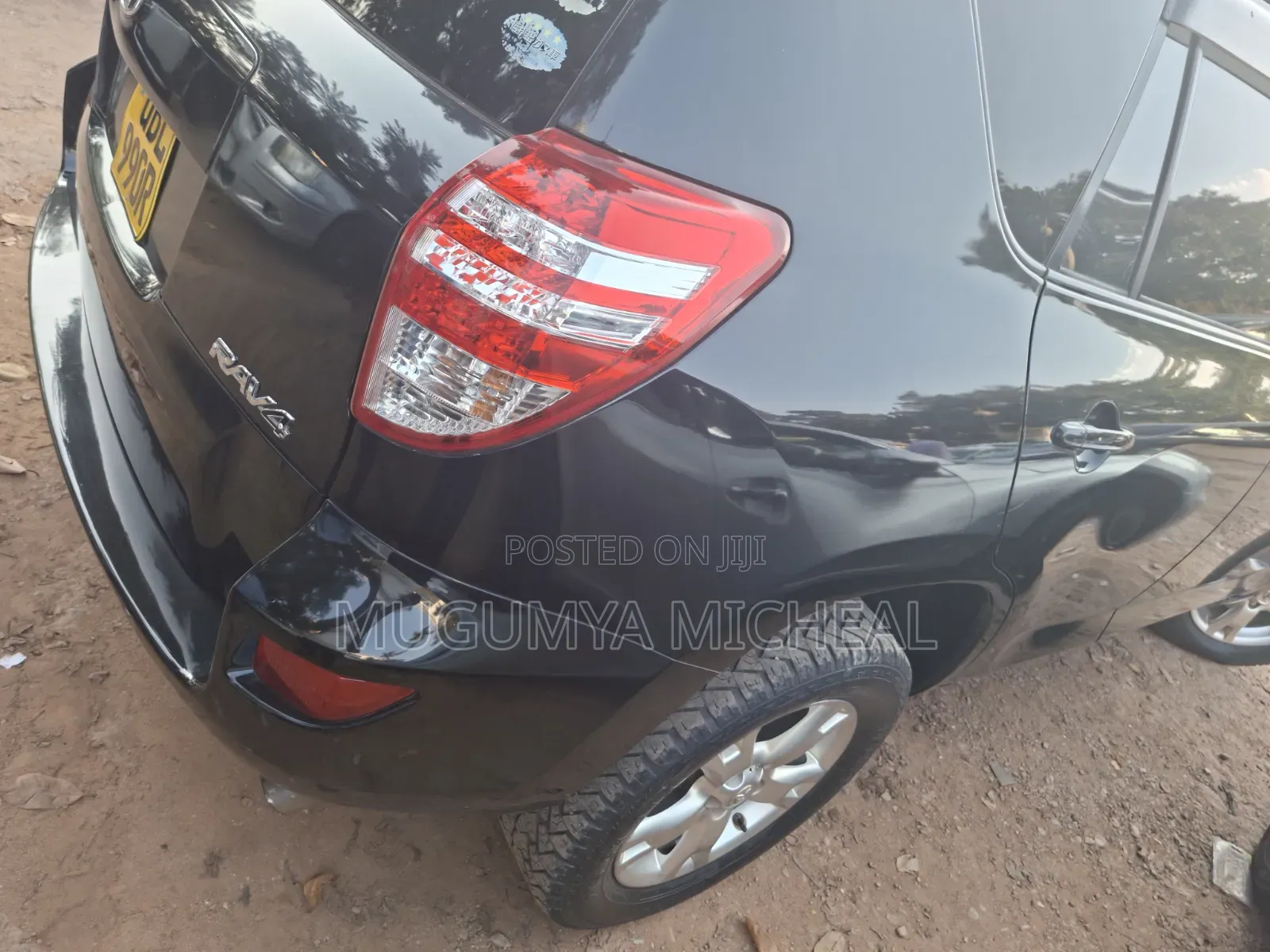 Toyota RAV4 2010 Black