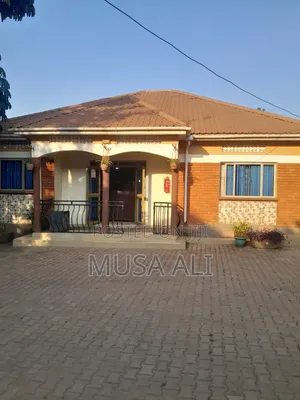 Furnished 12bdrm House in Mutundwe Village, Makindye for rent