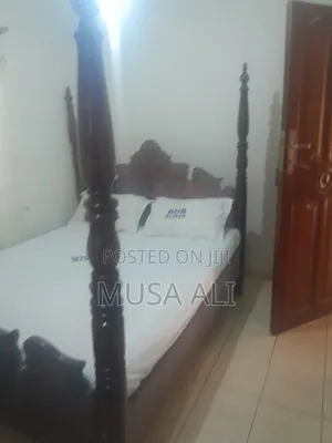 Furnished 12bdrm House in Mutundwe Village, Makindye for rent