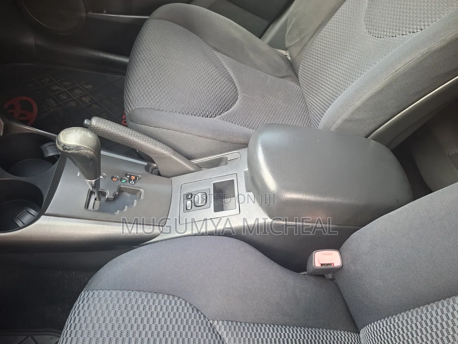 Toyota RAV4 2010 Black