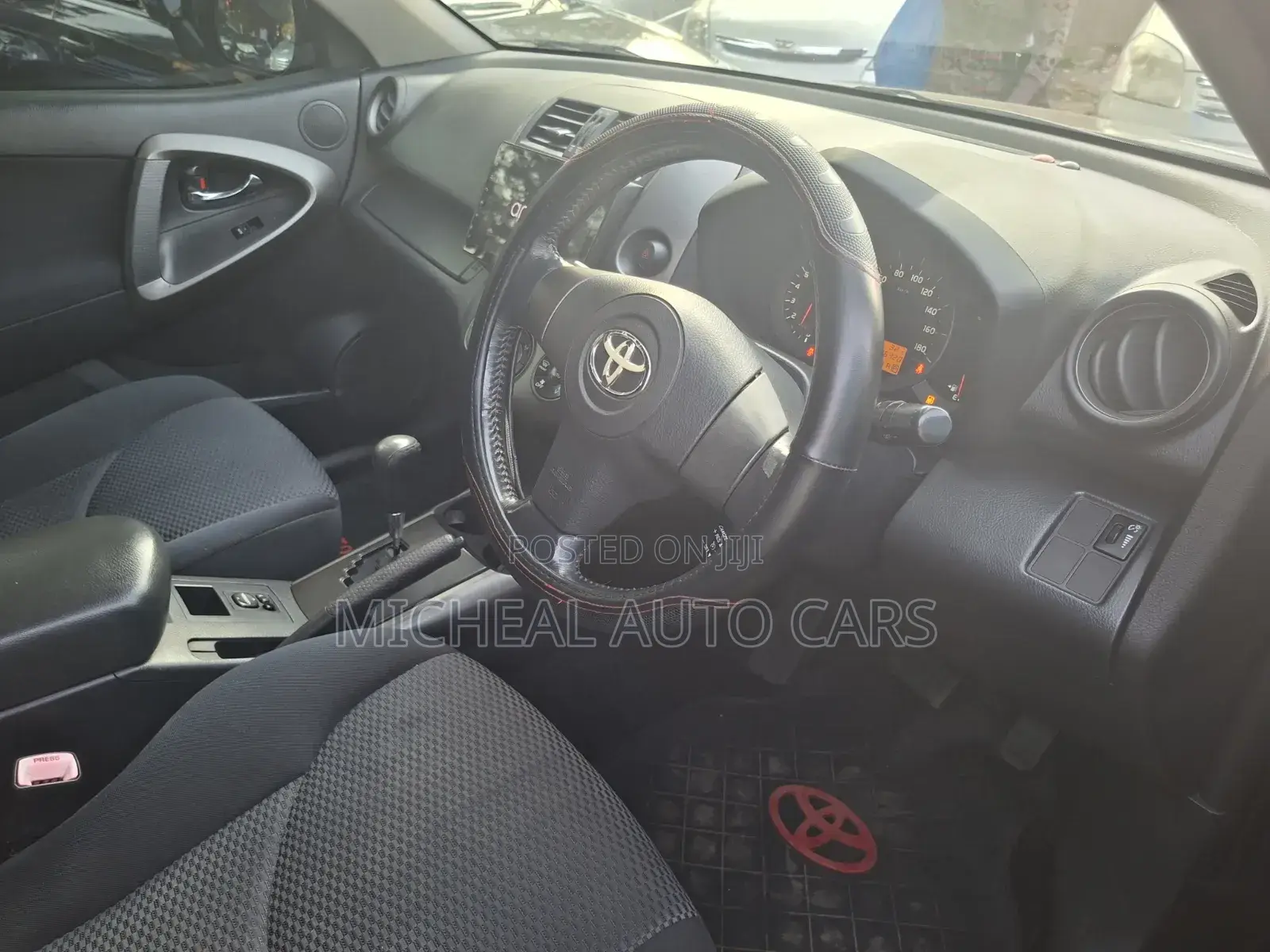 Toyota RAV4 2010 Black